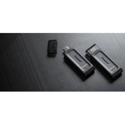 Clé USB 3.2 (1ère génération) Type C Kingston DataTraveler 70 64 Go DT70/64GBCR