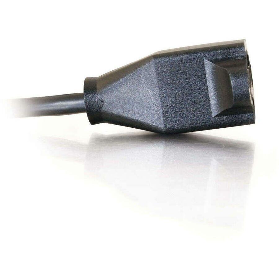 Rallonge d'alimentation pour économiseur de prise C2G 4 pi 16 AWG (NEMA 5-15P vers NEMA 5-15R) 29930