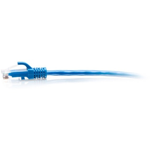 Câble de raccordement Ethernet fin Cat6a sans accroc non blindé (UTP) C2G 6 pieds - Bleu C2G30130