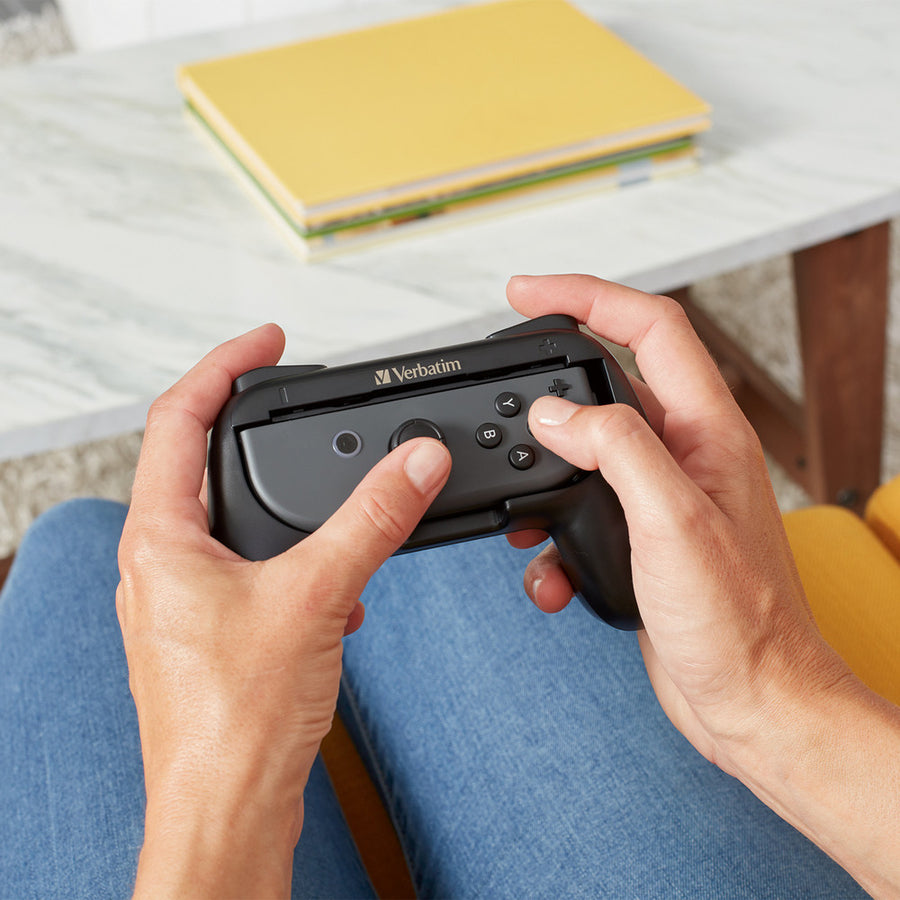 Poignées de manette Verbatim à utiliser avec les manettes Joy-Con de Nintendo Switch - Noir 99798
