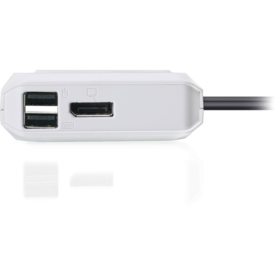 IOGEAR 2-Port 4K USB-C KVM Switch with DisplayPort output GCS72CC
