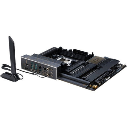 Carte mère de bureau Asus ProArt X670E-CREATOR WIFI - Chipset AMD X670 - Socket AM5 - ATX PROART X670E-CREATOR WIFI