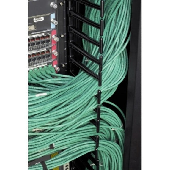 Gestionnaire de câbles vertical APC by Schneider Electric pour boîtiers réseau NetShelter SX (quantité 4) AR7717A