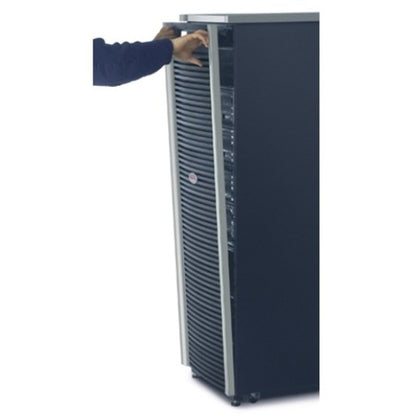 Onduleur APC Symmetra LX 12 kVA évolutif vers 16 kVA N+1 Ext. Run Tower, entrée 208/240 V, sortie 208/240 V et 120 V SYA12K16PXR