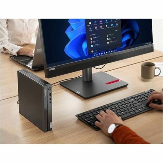 Ordinateur de bureau Lenovo ThinkCentre neo 50q Gen 4 12LN0069CA - Intel Core i5 13e génération i5-13420H Octa-core (8 cœurs) 2,10 GHz - 8 Go de RAM DDR4 SDRAM - 512 Go de SSD M.2 PCI Express NVMe 4.0 x4 - Minuscule - Noir 12LN0069CA