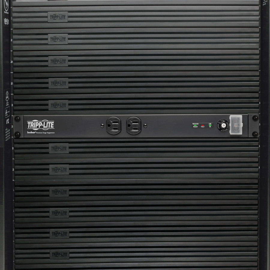 Tripp Lite Isobar Ultra Surge 12 prises 15-20 A 15 pi cordon 3840 joules 1URM IBAR12-20ULTRA