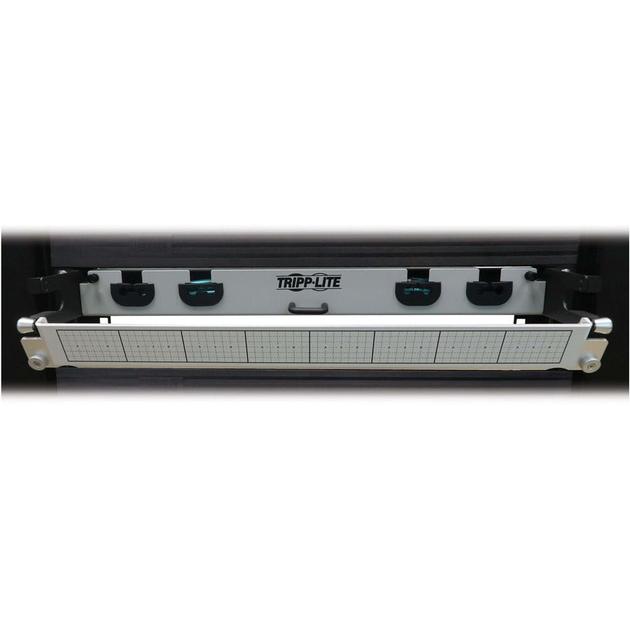 Panneau de fibres préchargé Tripp Lite par Eaton N48M-8L2L-10 N48M-8L2L-10