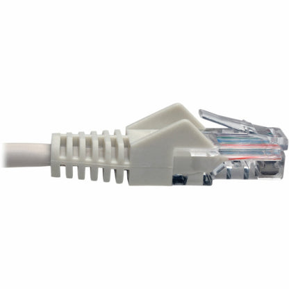 Câble de raccordement UTP moulé anti-accroc Cat5e 350 MHz Tripp Lite by Eaton (RJ45 M/M), blanc, 15 pi. N001-015-WH