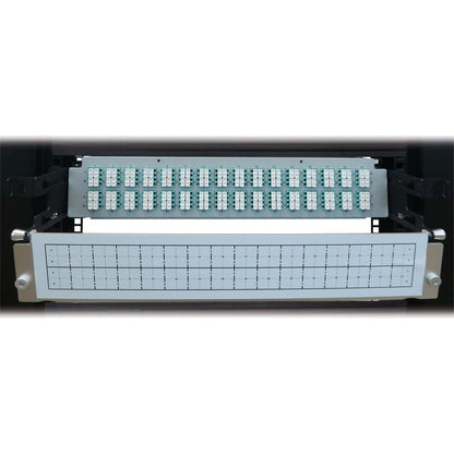 Panneau de brassage à fibre optique préchargé Tripp Lite by Eaton N48M-32M8L4-03 N48M-32M8L4-03
