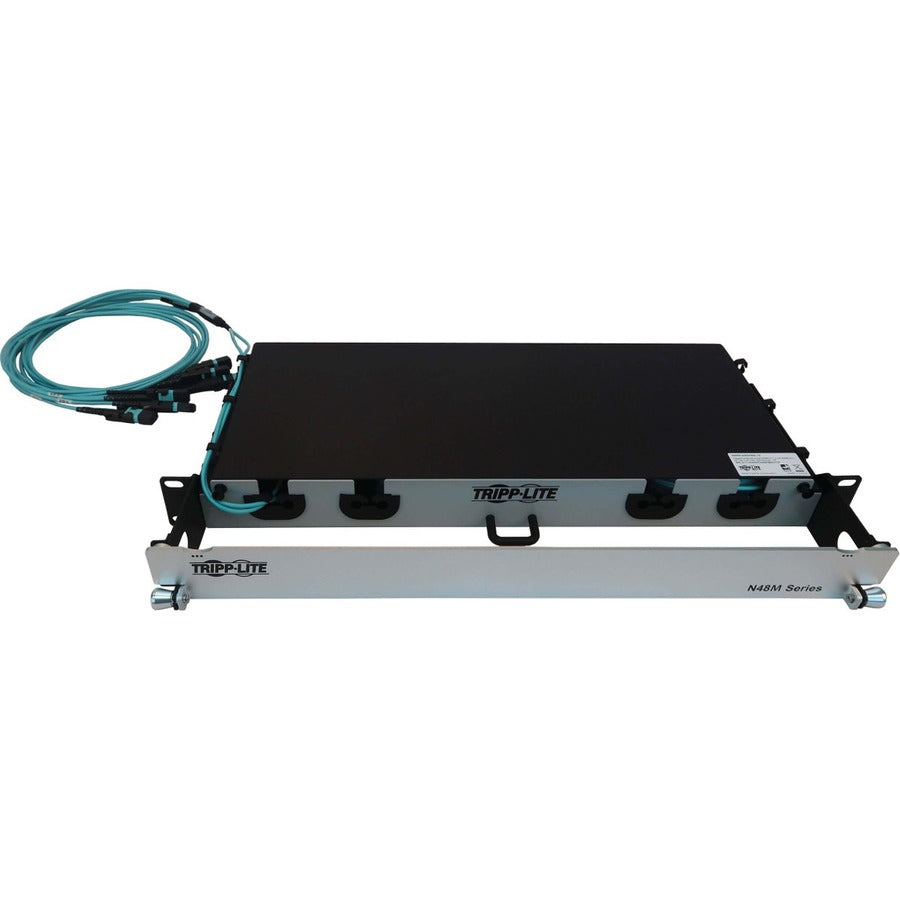 Panneau de fibres préchargé Tripp Lite par Eaton N48M-4M3X8M-10 N48M-4M3X8M-10