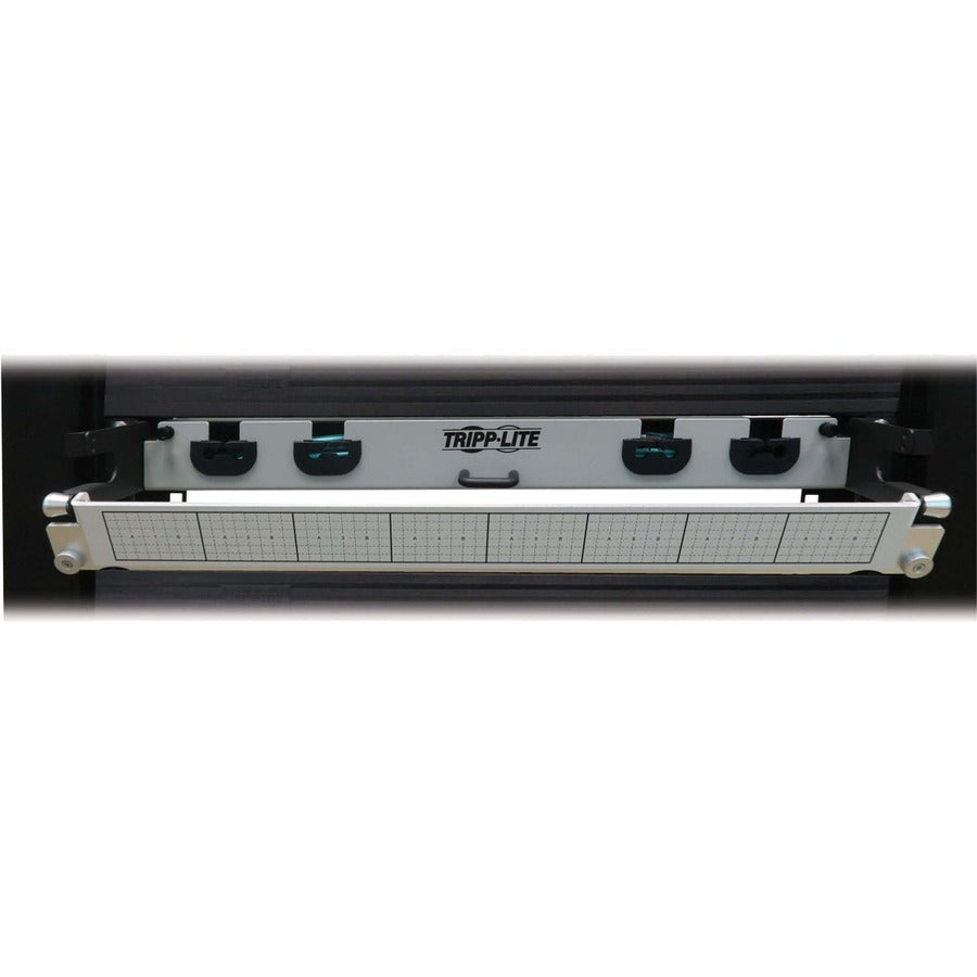 Panneau de fibres préchargé Tripp Lite par Eaton N48M-4M3X8M-10 N48M-4M3X8M-10