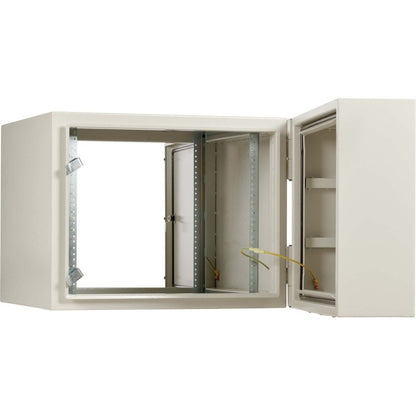 Boîtier de montage en rack SmartRack SRN4G9USDP de Tripp Lite par Eaton SRN4G9USDP