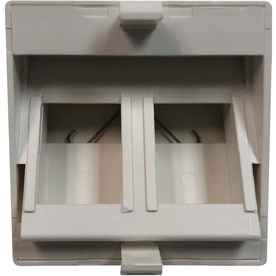 Module d'insertion de style européen à 2 ports Tripp Lite by Eaton, module coudé à obturateur non chargé, languettes d'icône, blanc N042E-WM2-SAT