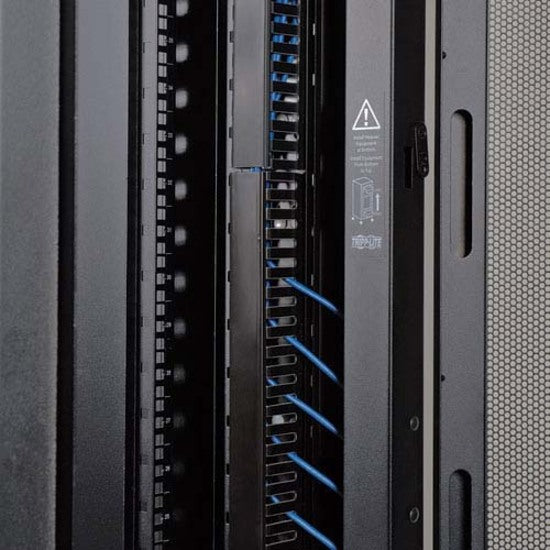 Armoire rack haut de gamme Tripp Lite par Eaton SmartRack SR42UBSD SR42UBSD