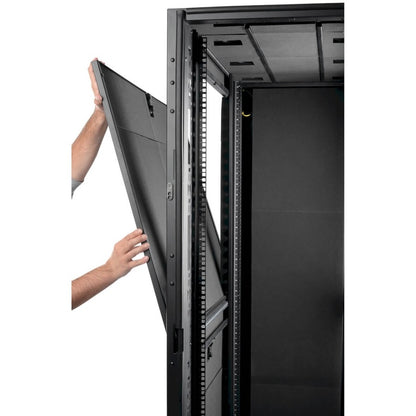 Armoire de serveur silencieuse 42U SmartRack SRQP42UB de Tripp Lite par Eaton SRQP42UB