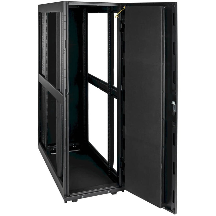 Armoire de serveur silencieuse 42U SmartRack SRQP42UB de Tripp Lite par Eaton SRQP42UB
