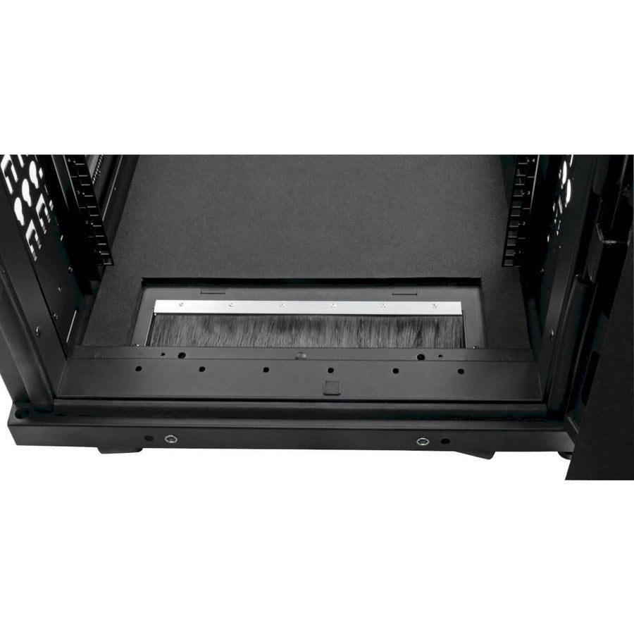 Armoire de serveur silencieuse 42U SmartRack SRQP42UB de Tripp Lite par Eaton SRQP42UB