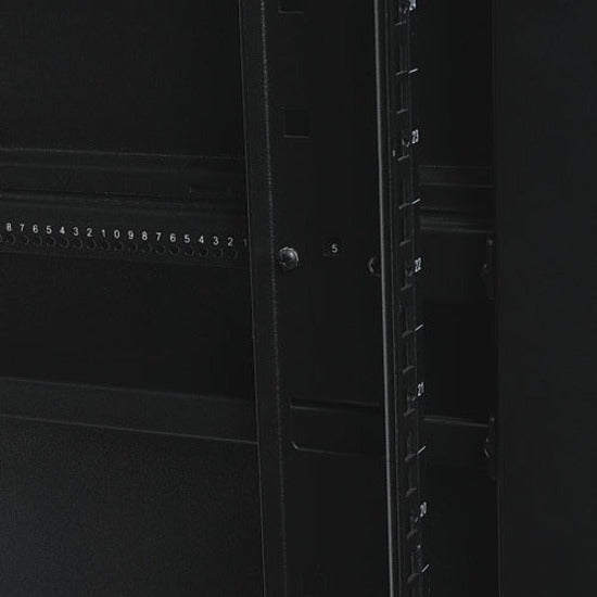 Armoire rack antisismique haut de gamme Tripp Lite by Eaton SmartRack SR42UBZ4 SR42UBZ4
