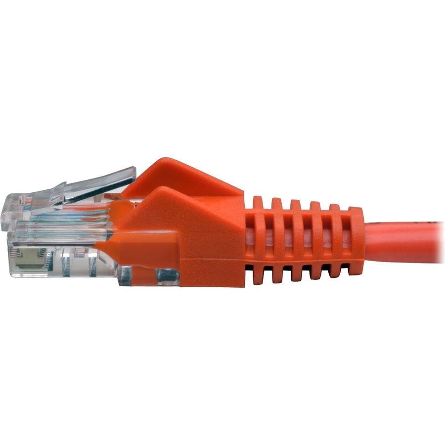 Câble de raccordement UTP moulé anti-accroc Cat5e 350 MHz Tripp Lite par Eaton (RJ45 M/M), orange, 25 pi N001-025-OR