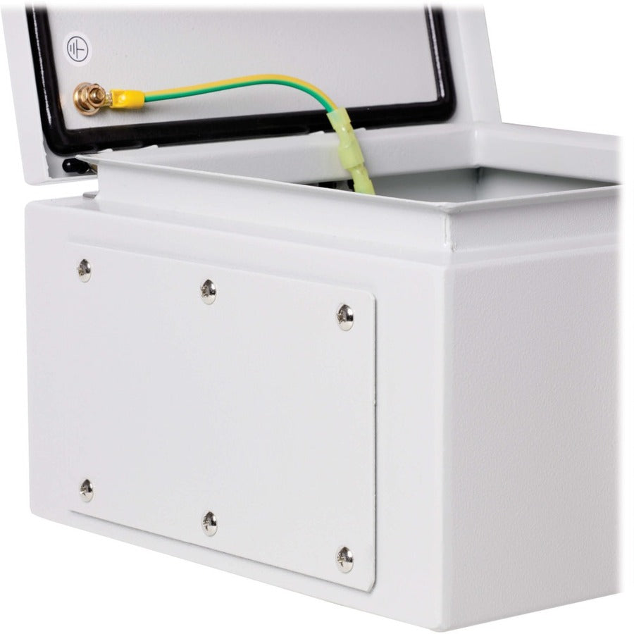 Boîtier extérieur métallique verrouillable industriel Tripp Lite par Eaton SRIN410106 SRIN410106