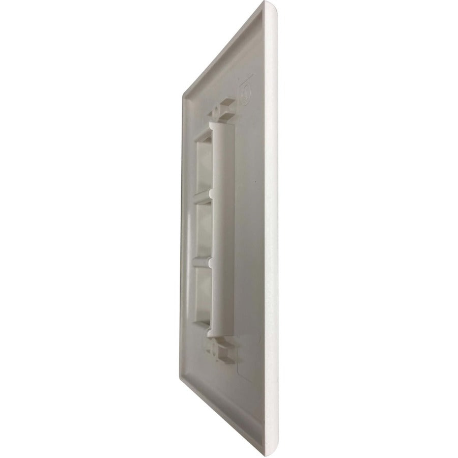 Plaque murale simple à 3 ports Safe-IT de Tripp Lite par Eaton, antibactérienne, ivoire mat, TAA N042AB-003-IVM