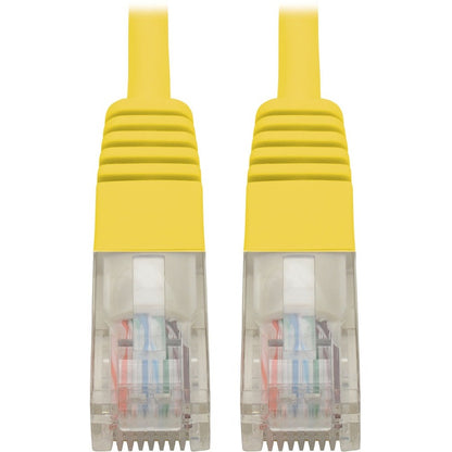 Câble de raccordement UTP moulé Cat5e 350 MHz Tripp Lite par Eaton (RJ45 M/M), jaune, 2 pi. N002-002-YW