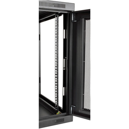 Armoire de montage en rack 12U à profil bas et profondeur de commutateur plus pour montage mural Tripp Lite par Eaton SmartRack SRW12UDP