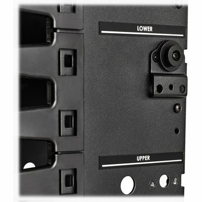 Organiseur de câbles Tripp Lite par Eaton SRCABLEVRT6HD2 SRCABLEVRT6HD2