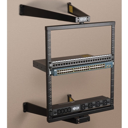Cadre de rack ouvert pivotant à montage mural SmartRack SRWO12US de Tripp Lite par Eaton SRWO12US