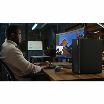 Ordinateur de bureau Lenovo ThinkCentre M90t Gen 3 11TN001XCA - Intel Core i5 12e génération i5-12500 Hexa-core (6 cœurs) 3 GHz - 8 Go de RAM DDR5 SDRAM - 512 Go de SSD M.2 PCI Express NVMe 4.0 x4 - Tour - Noir 11TN001XCA