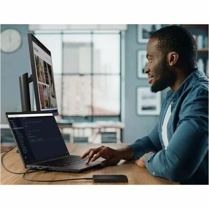 Ordinateur portable Lenovo ThinkPad E14 Gen 5 21JK00CEUS 14" - WUXGA - 1920 x 1200 - Intel Core i5 13e génération i5-1335U Deca-core (10 cœurs) 1,30 GHz - 16 Go de RAM totale - 8 Go de mémoire embarquée - 256 Go SSD - Noir graphite 21JK00CEUS