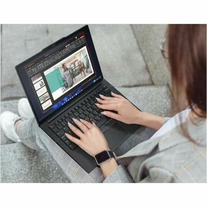 Ordinateur portable Lenovo ThinkPad E14 Gen 5 21JK00CEUS 14" - WUXGA - 1920 x 1200 - Intel Core i5 13e génération i5-1335U Deca-core (10 cœurs) 1,30 GHz - 16 Go de RAM totale - 8 Go de mémoire embarquée - 256 Go SSD - Noir graphite 21JK00CEUS