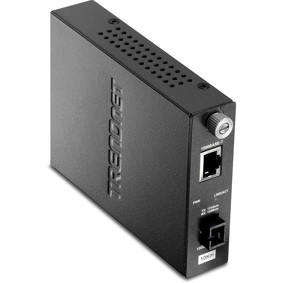 Convertisseur de média fibre optique monomode 1000Base-T vers 1000Base-LX intelligent TRENDnet (10 km/6,2 miles) Convertisseur fibre vers Ethernet ; Port fibre ; RJ-45 ; Protection à vie ; TFC-1000S10D3 TFC-1000S10D3