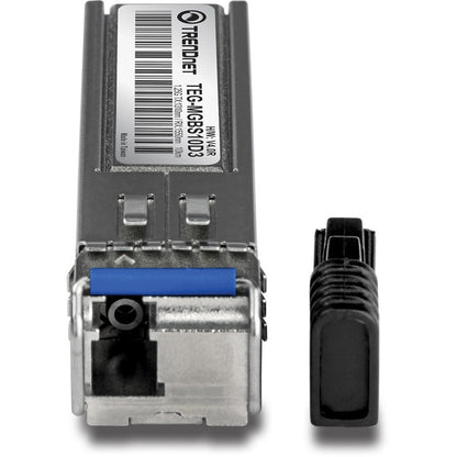 Module LC monomode double longueur d'onde SFP vers RJ45 TRENDnet ; TEG-MGBS40D3 ; Doit être associé au TEG-MGBS40D5 ou à un module compatible ; Jusqu'à 40 km (24,9 miles) ; Compatible avec les emplacements SFP standard ; Protection à vie TEG-MGBS40D3