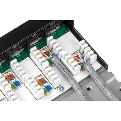 Panneau de brassage demi-U blindé CAT6A 24 ports TRENDnet, TC-P24C6AHS, compatible 10G, moitié de la hauteur des panneaux de brassage 1U standard, boîtier de montage en rack métallique, compatible CAT5e/Cat6/CAT6A, gestion des câbles TC-P24C6AHS