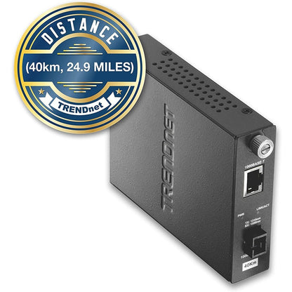 Convertisseur de média fibre optique monomode 100Base-TX vers 100Base-FX intelligent TRENDnet (40 km / 24,9 miles) ; port RJ-45 ; convertisseur fibre vers Ethernet ; protection à vie ; TFC-110S40D3i TFC-110S40D3i