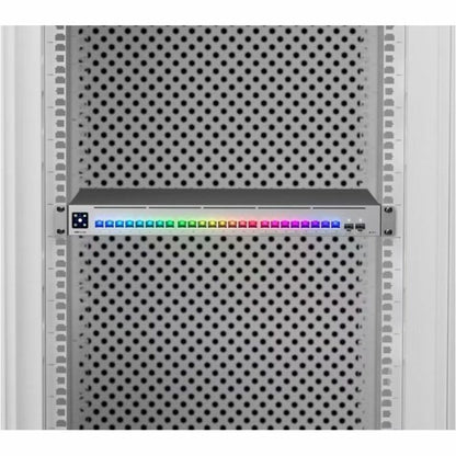 Commutateurs Ubiquiti USW-PRO-MAX-24