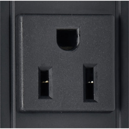 PDU monophasé avec compteur local de 1,5 kW de Tripp Lite par Eaton, prises 100-127 V (14 5-15R), 5-15P, cordon de 15 pi (4,57 m), 0U vertical, 36 po PDUMV15-36