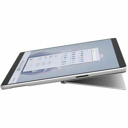 Tablette Microsoft Surface Pro 9 - 13" - 16 Go - SSD 512 Go - Windows 11 Pro - 5G - Platine RZ1-00002