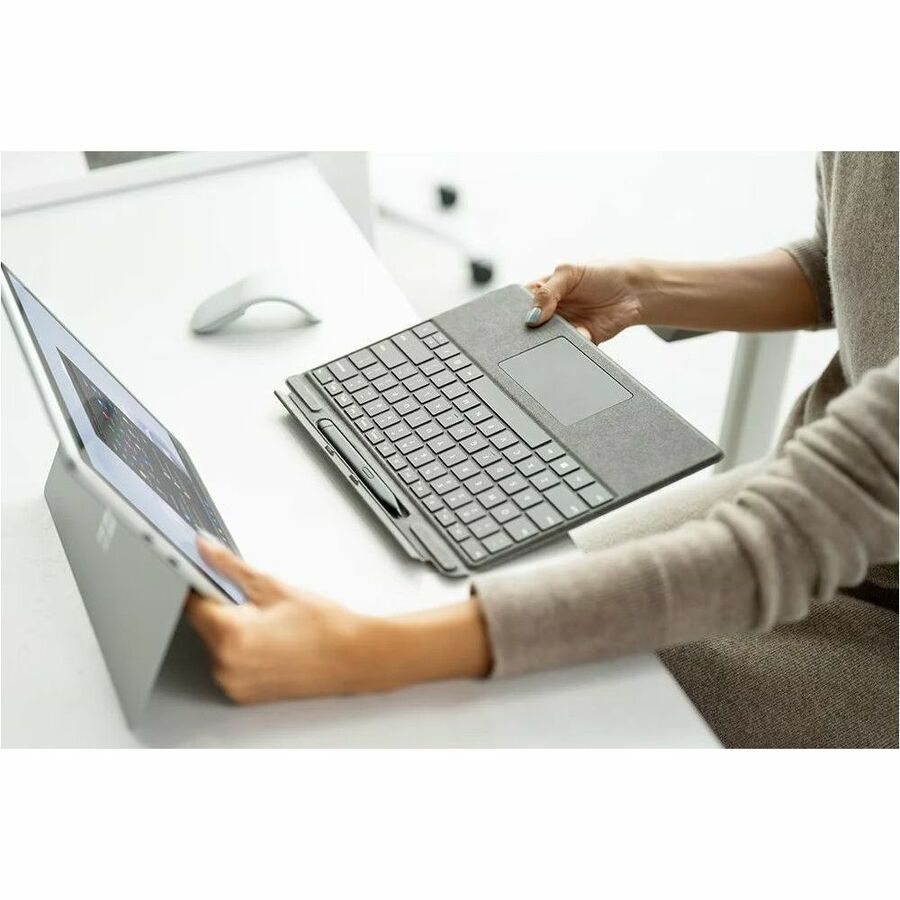 Étui clavier/housse Microsoft Signature pour Microsoft Surface Pro 8, Surface Pro X, Surface Pro 9 Stylus, tablette 13" - Platinum 8XB-00062