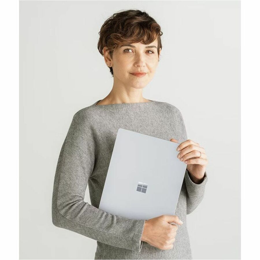 Ordinateur portable Microsoft Surface Laptop 6 13,5" à écran tactile - Intel Core Ultra 7 165H - 16 Go - SSD 256 Go - Clavier anglais - Platinum ZJV-00026