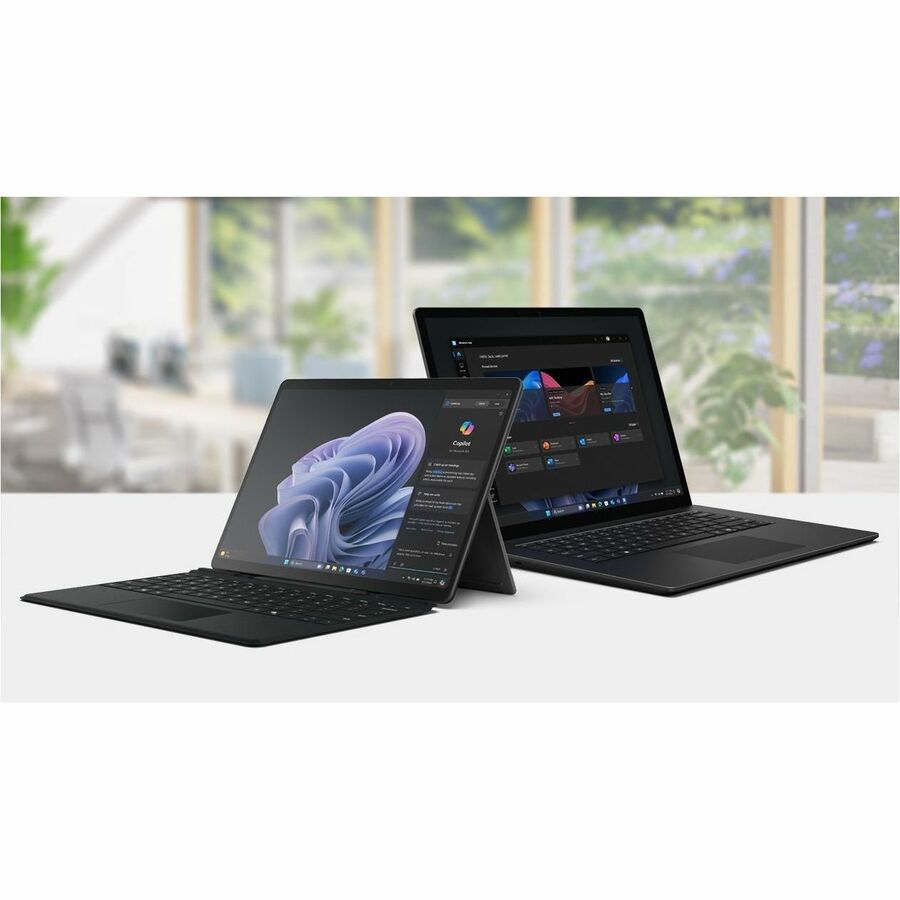 Ordinateur portable Microsoft Surface Laptop 6 13,5" à écran tactile - Intel Core Ultra 7 - 32 Go - SSD 512 Go - Clavier anglais, français - Noir ZJZ-00002