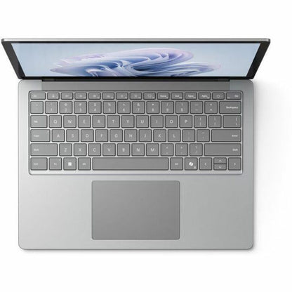 Ordinateur portable Microsoft Surface Laptop 6 13,5" à écran tactile - Intel Core Ultra 7 - 32 Go - SSD 512 Go - Platinum ZJZ-00027
