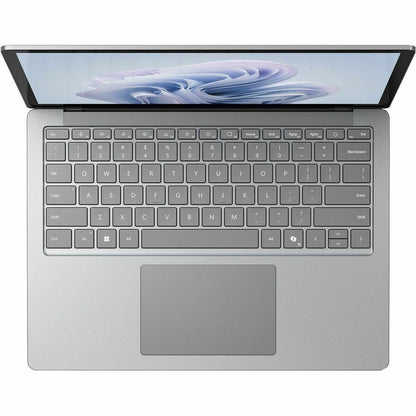 Ordinateur portable Microsoft Surface Laptop 6 13,5" à écran tactile - Intel Core i7 - 32 Go - SSD 1 To - Clavier anglais, français - Platinum ZKB-00027