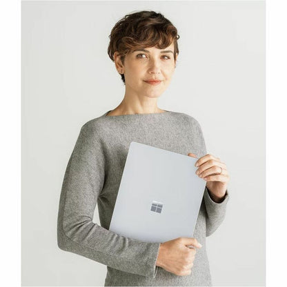 Ordinateur portable Microsoft Surface Laptop 6 15" à écran tactile - Intel Core i7 - 64 Go - SSD 1 To - Clavier anglais, français - Platinum ZLW-00027