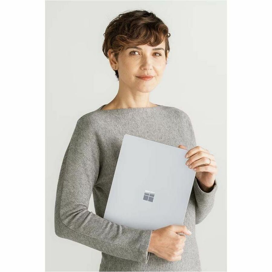 Ordinateur portable Microsoft Surface Laptop 6 15" à écran tactile - Intel Core i7 - 16 Go - SSD 256 Go - Clavier anglais, français - Platinum ZLP-00027