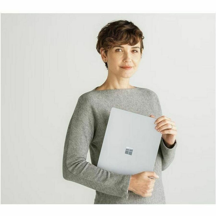 Ordinateur portable Microsoft Surface Laptop 6 13,5" à écran tactile - Intel Core i7 - 16 Go - SSD 512 Go - Clavier anglais, français - Platinum ZJW-00027