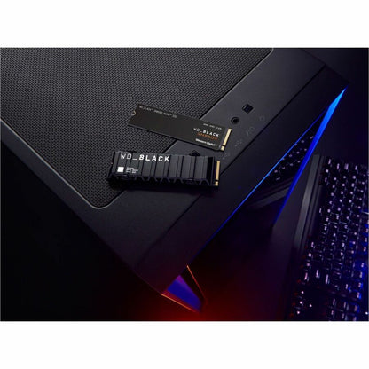 Disque SSD WD Black SN850X WDS400T2XHE 4 To - M.2 2280 interne - PCI Express NVMe (PCI Express 4.0 x4) WDS400T2XHE