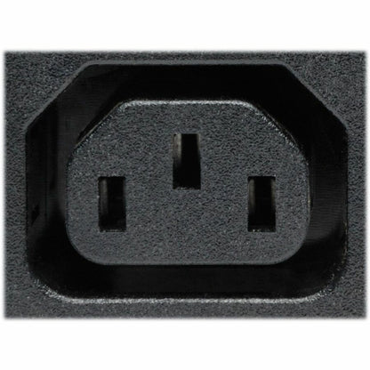 PDU 24 prises Tripp Lite par Eaton PDUMV30HVNETLX PDUMV30HVNETLX
