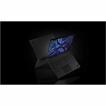 Station de travail mobile Lenovo ThinkPad P1 Gen 6 21FV001DCA 16" - WQXGA - Intel Core i7 13e génération i7-13700H - 16 Go - SSD 512 Go - Clavier français - Peinture noire 21FV001DCA
